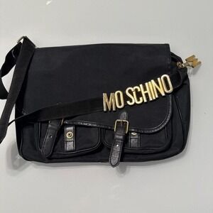🖤 Moschino Vintage Black Nylon Messenger Crossbody Bag Gold Logo Strap Italy